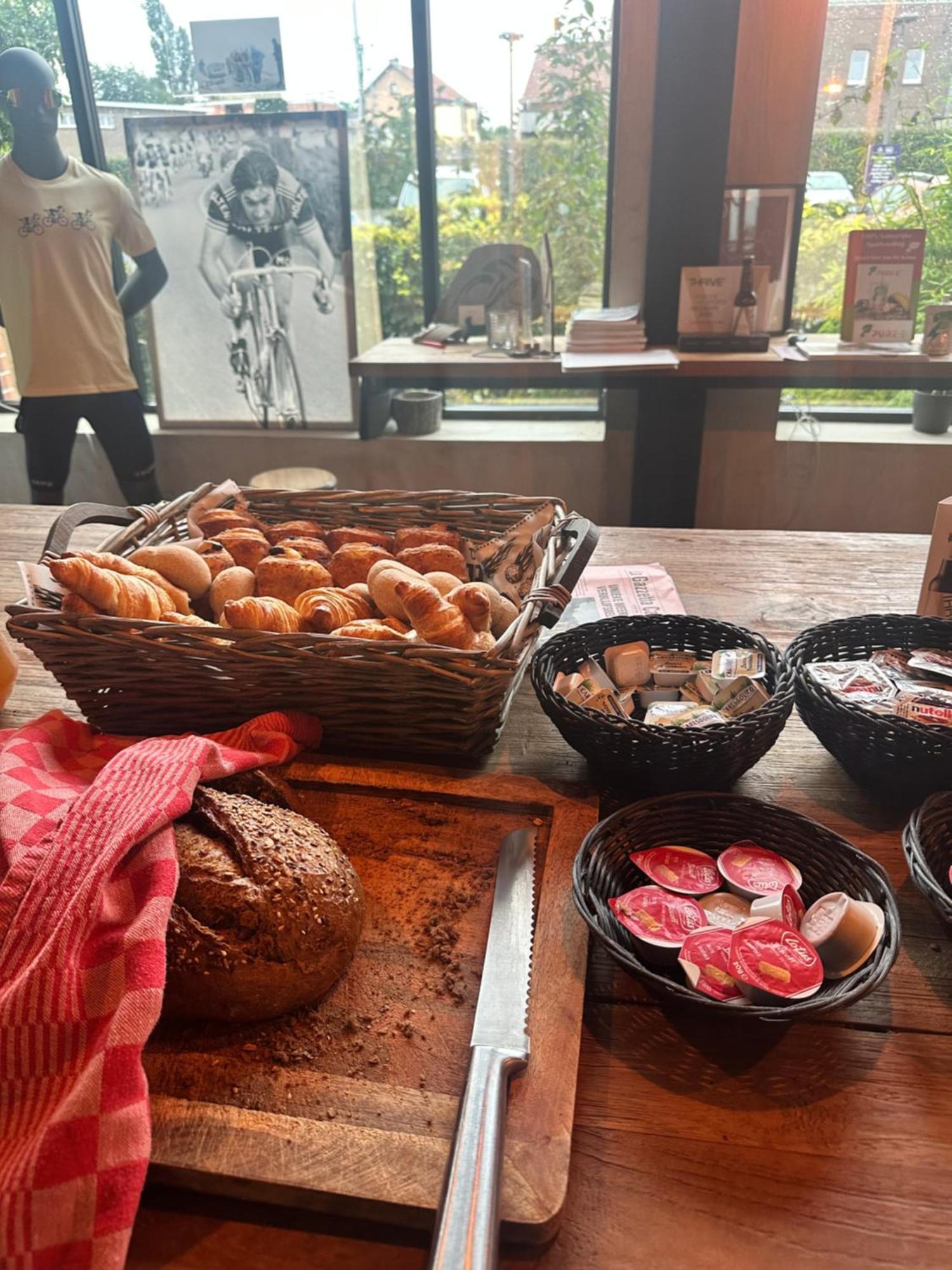 Cafe Coureur Hotel Borgloon