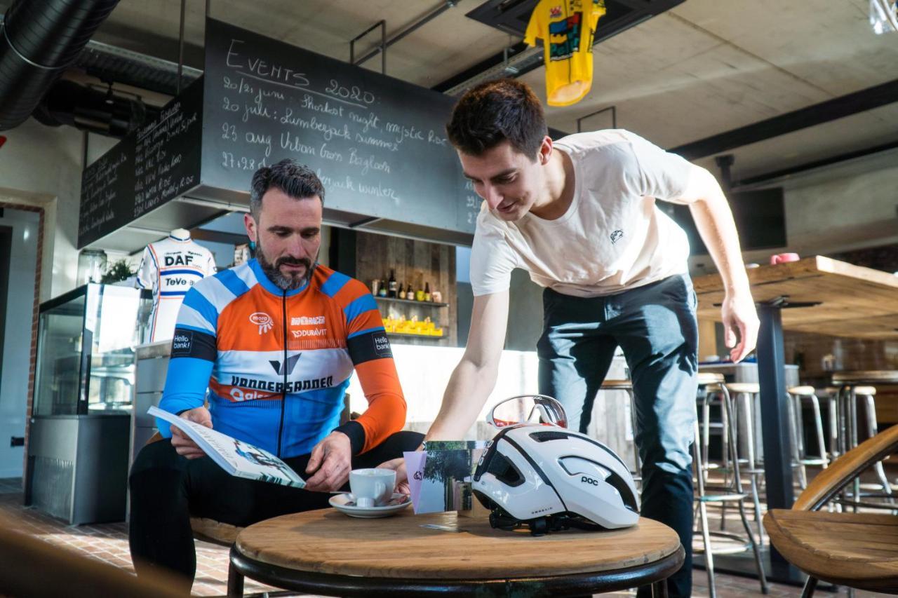 Cafe Coureur 3*